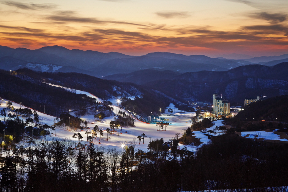 Oak Valley ski resort in South Korea
