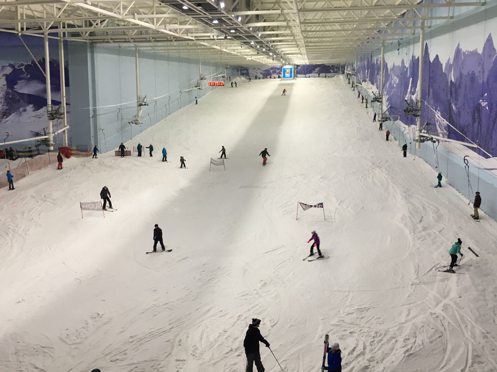 SnowDome ski resort in Tamworth, England - panoramic view of ski slopes and mountain facilities