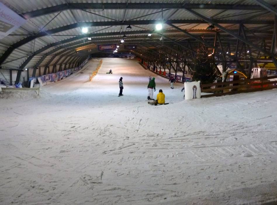 SnowWorld Zoetermeer ski resort in Zoetermeer, Netherlands - panoramic view of ski slopes and mountain facilities