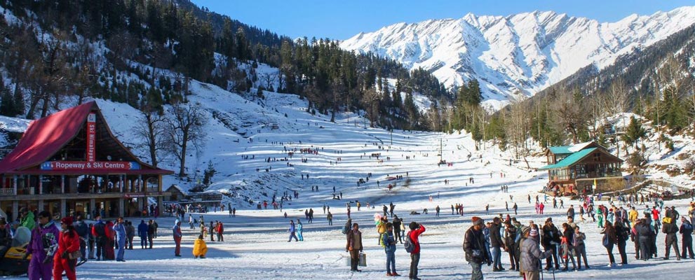 Solang Valley ski resort in India