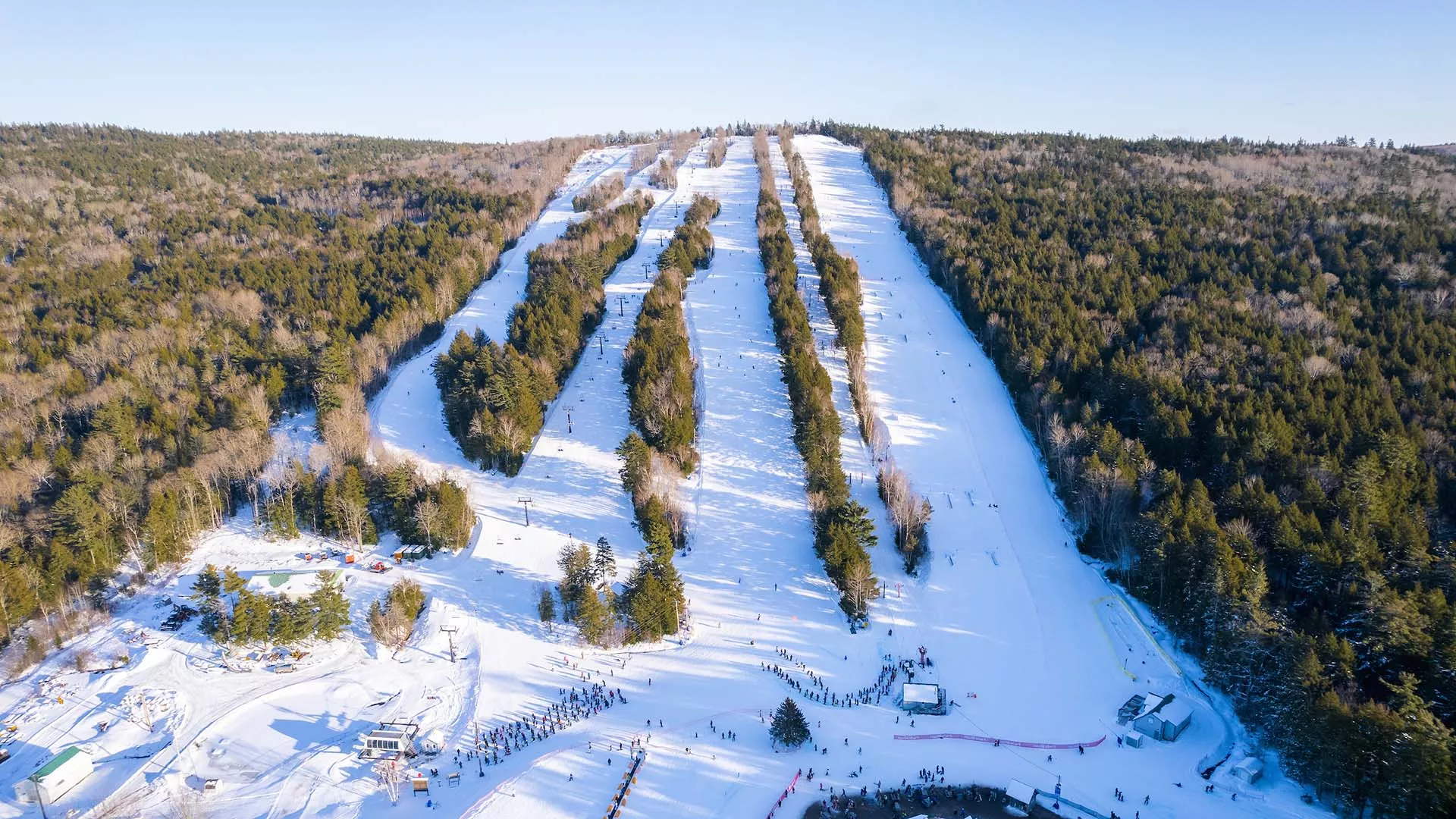 Ski Martock ski resort in Canada
